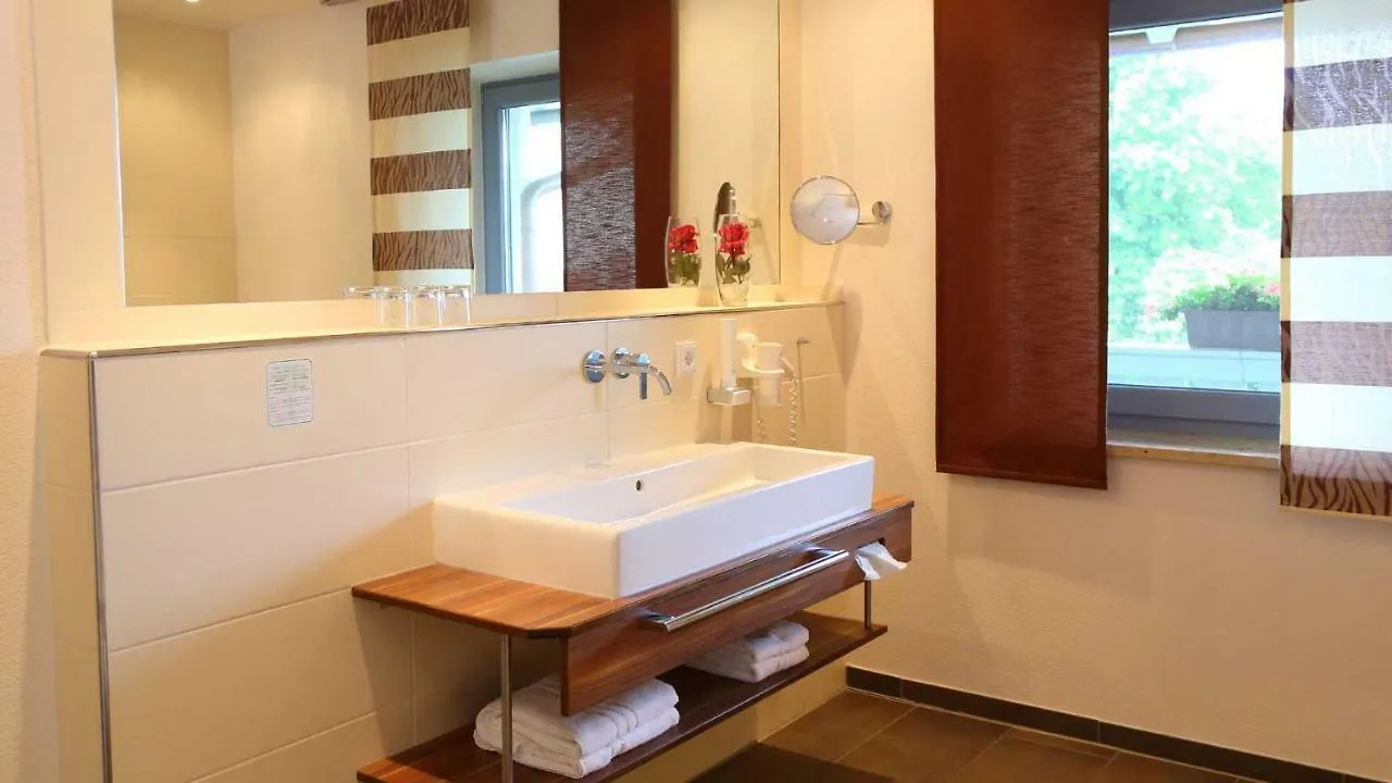 Vilstaler Hof Landgasthof & Hotel 3*, Rottersdorf